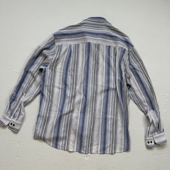 Tilley Striped Long Sleeve Button Up Shirt L Lightweight Textured Casual - Picture 6 of 7